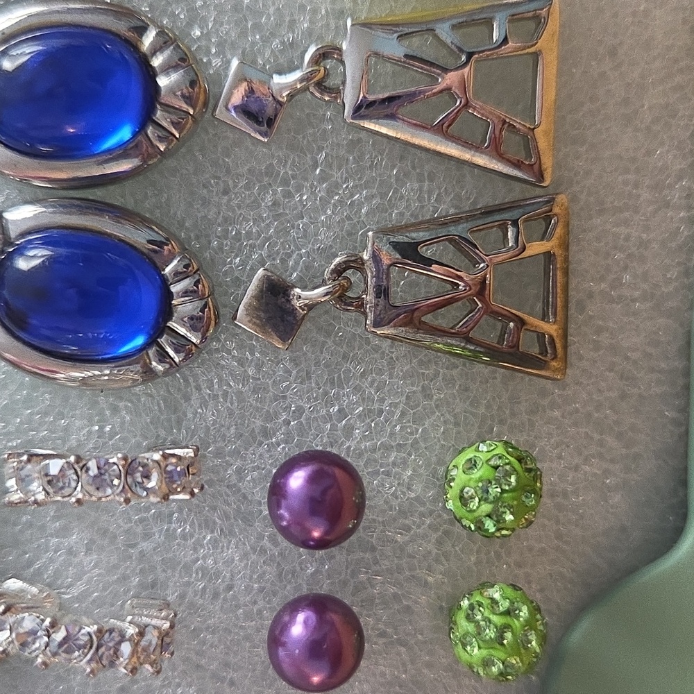 14 Set of Multi-Color Vintage & Modern Earrings Lot / Bundle - Picture 6 of 7